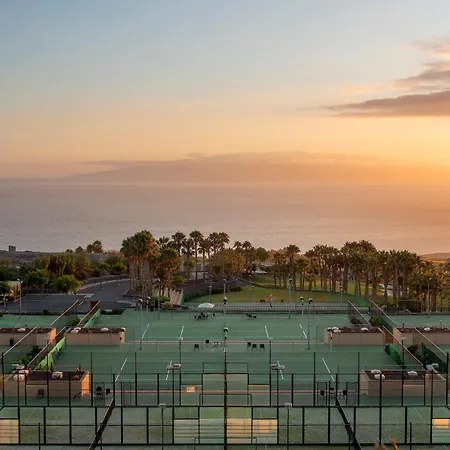 Villa Karat Zambrano - Includes Golf Cart *